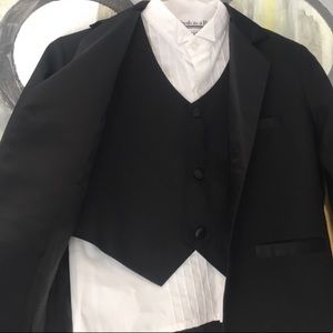 Boys tux